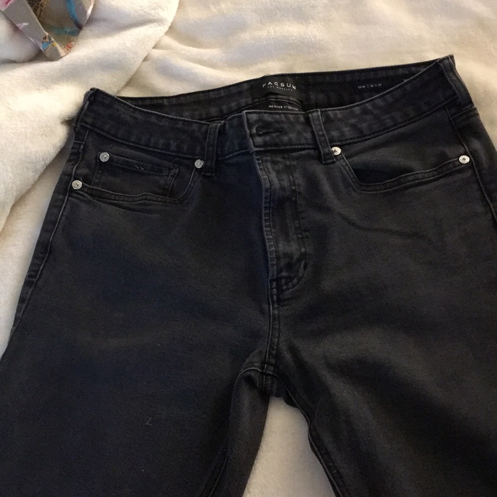 Pac Sun brand, slim Black Jeans 32 * 32
